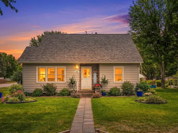249 1st St NE, Richmond, MN 56368