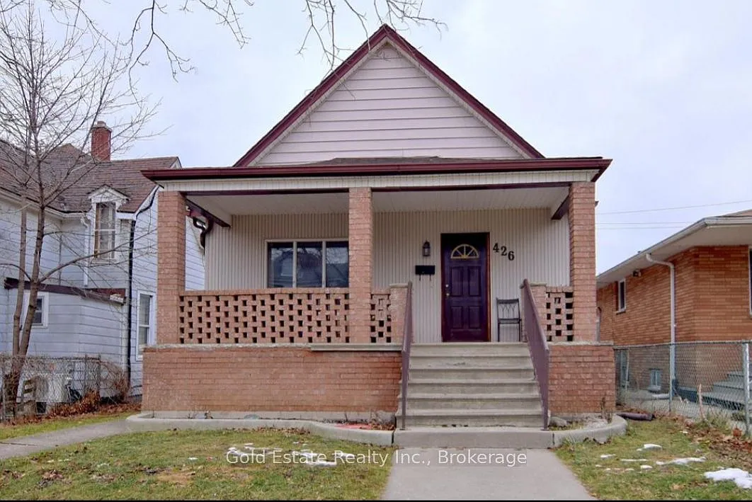 3 bed, $1,650 — Photo 1