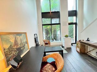 10788 Whalley Blvd #124, Surrey, BC V3T 0G1