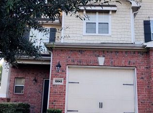 13043 Stratford Skies Ln, Houston, TX 77072