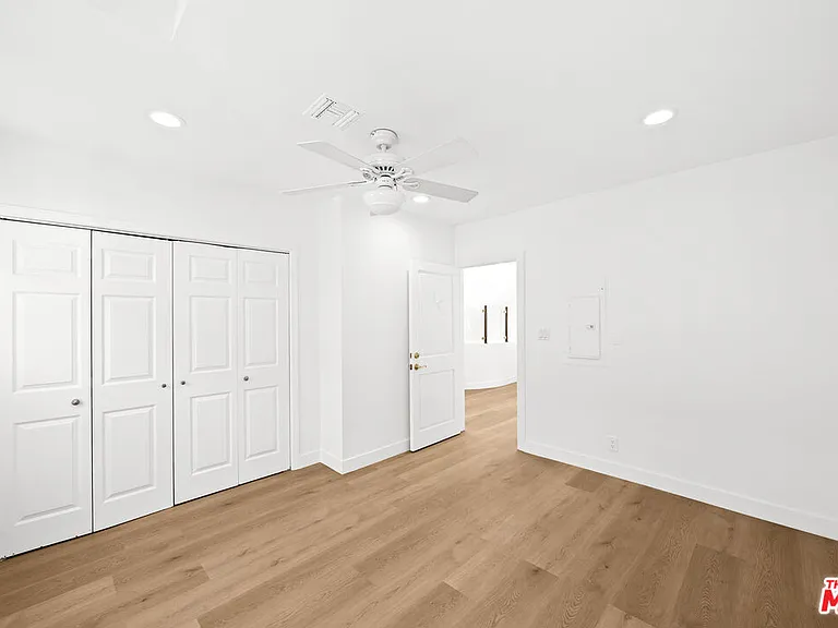 244 S Almont Dr — Photo 44