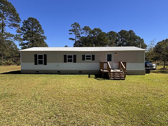 2nd image of 381 Yogi Bear Rd