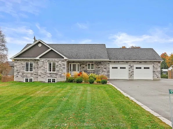 929 Mount Pleasant Rd, Cavan Monaghan, ON L0A 1C0