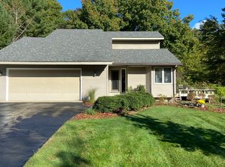 2209 Kewaunee Dr, Traverse City, MI