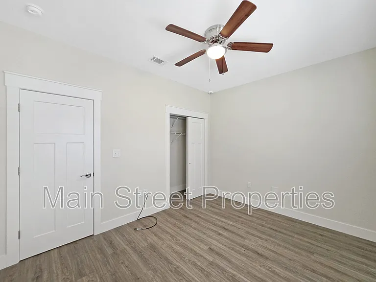 2289 Dog Track Rd #B — Photo 10