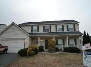 18703 Drummond Pl, Leesburg, VA