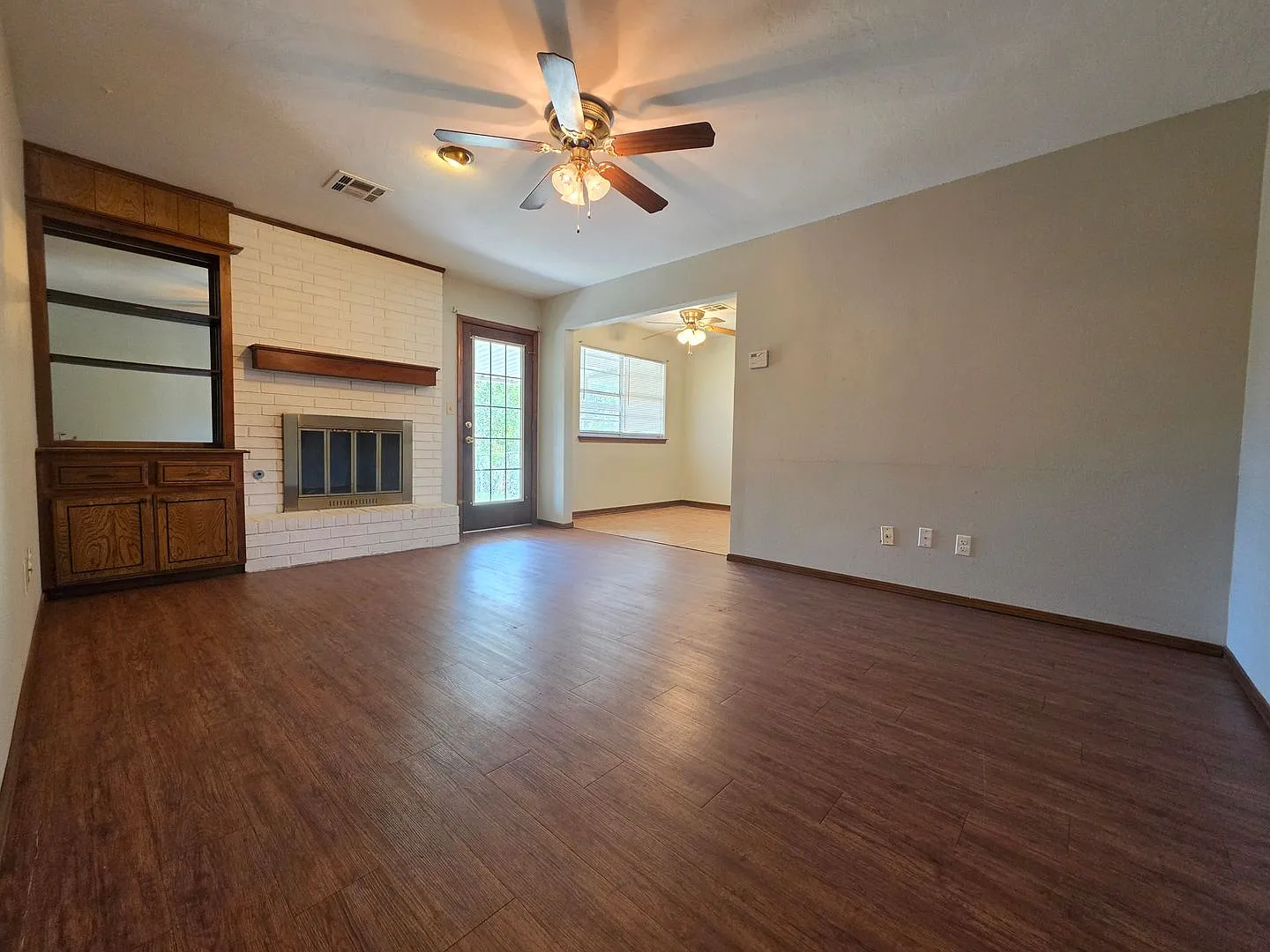 3 Bedroom 2 Bath Home in Shawnee — Photo 3
