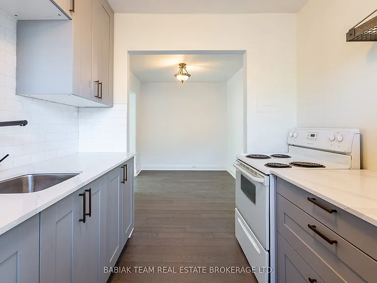871 Millwood Rd #56 — Photo 10