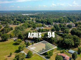 492 Oakwood Ter, Chickamauga, GA 30707