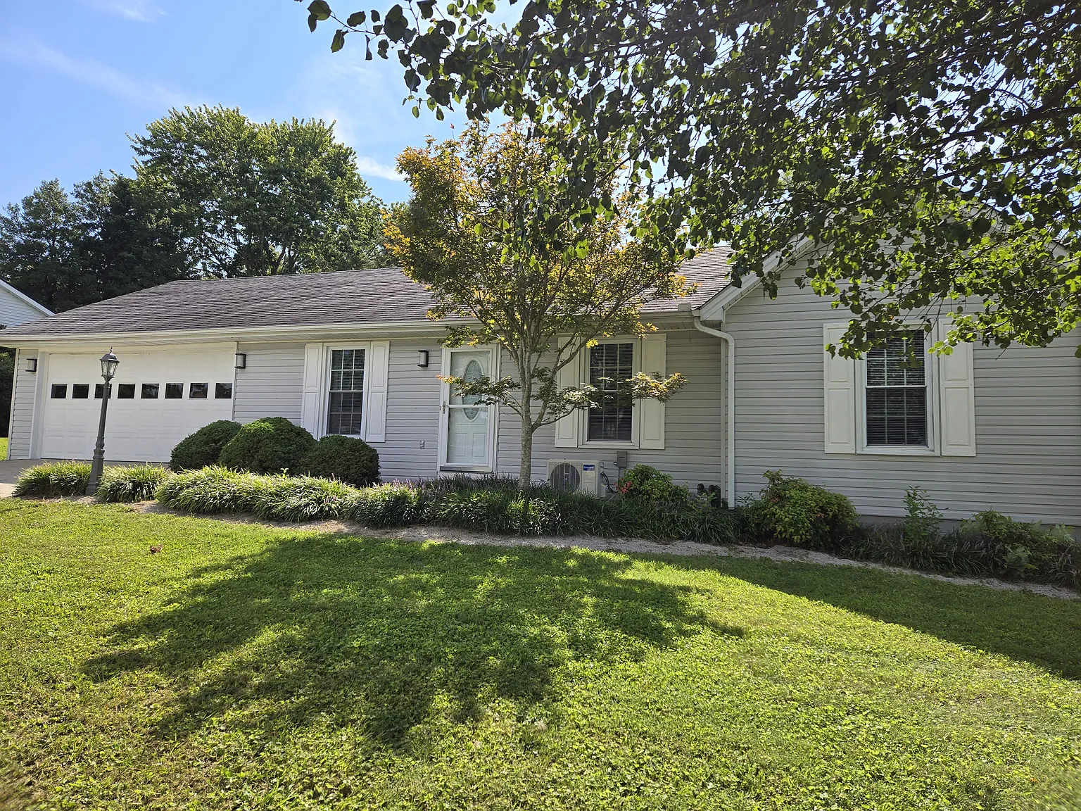 125 Oakdale Dr — Photo 1
