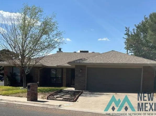 1518 W Caprock St, Hobbs, NM 88240