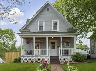 1282 Charles Ave, Saint Paul, MN 55104