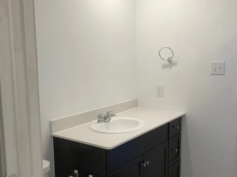 700 Dashwood Dr — Photo 20