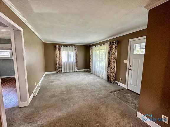 2nd image of 61 Lawndale Dr