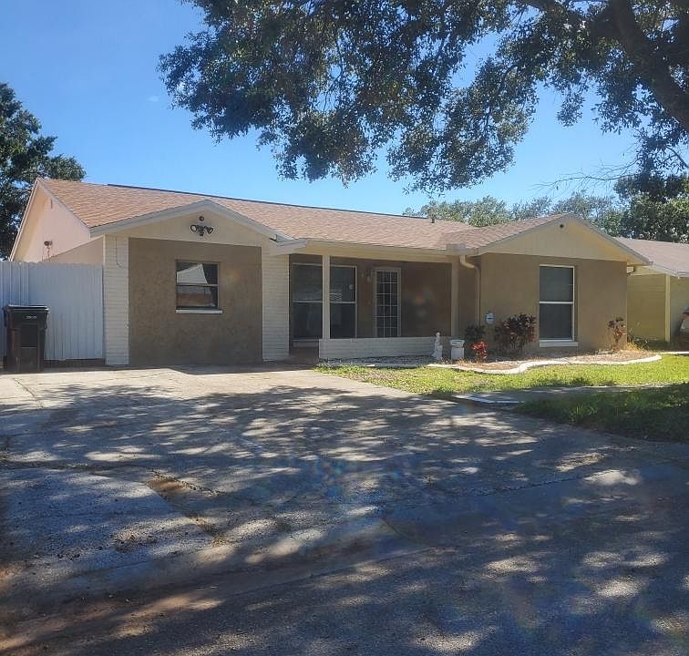 1st image of 8813 Leeward Dr