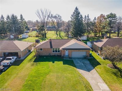 666 Nemet Dr, Seven Hills, OH, 44131