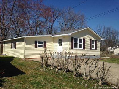 238 N 2nd St, Scottsburg, IN, 47170