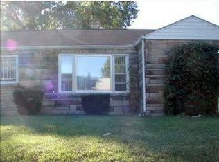 2007 S Walnut St, South Bend, IN 46613