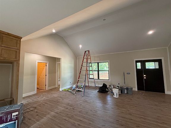 2nd image of LOT 2 Laurel St