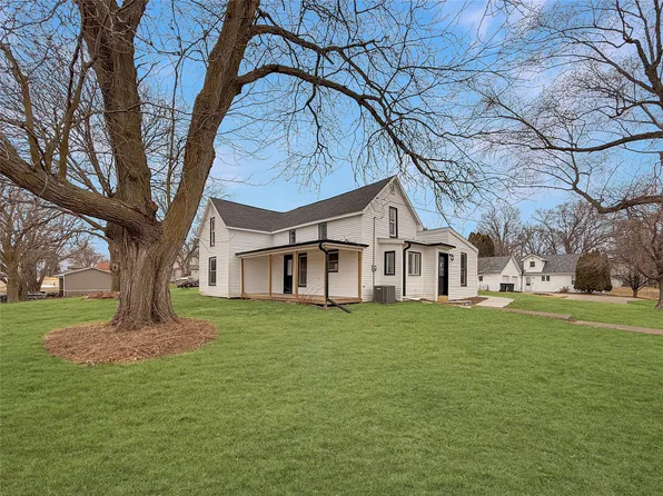 410 N Virginia St, Monroe, IA 50170
