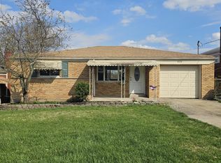 818 Woodyhill Dr, Cincinnati, OH