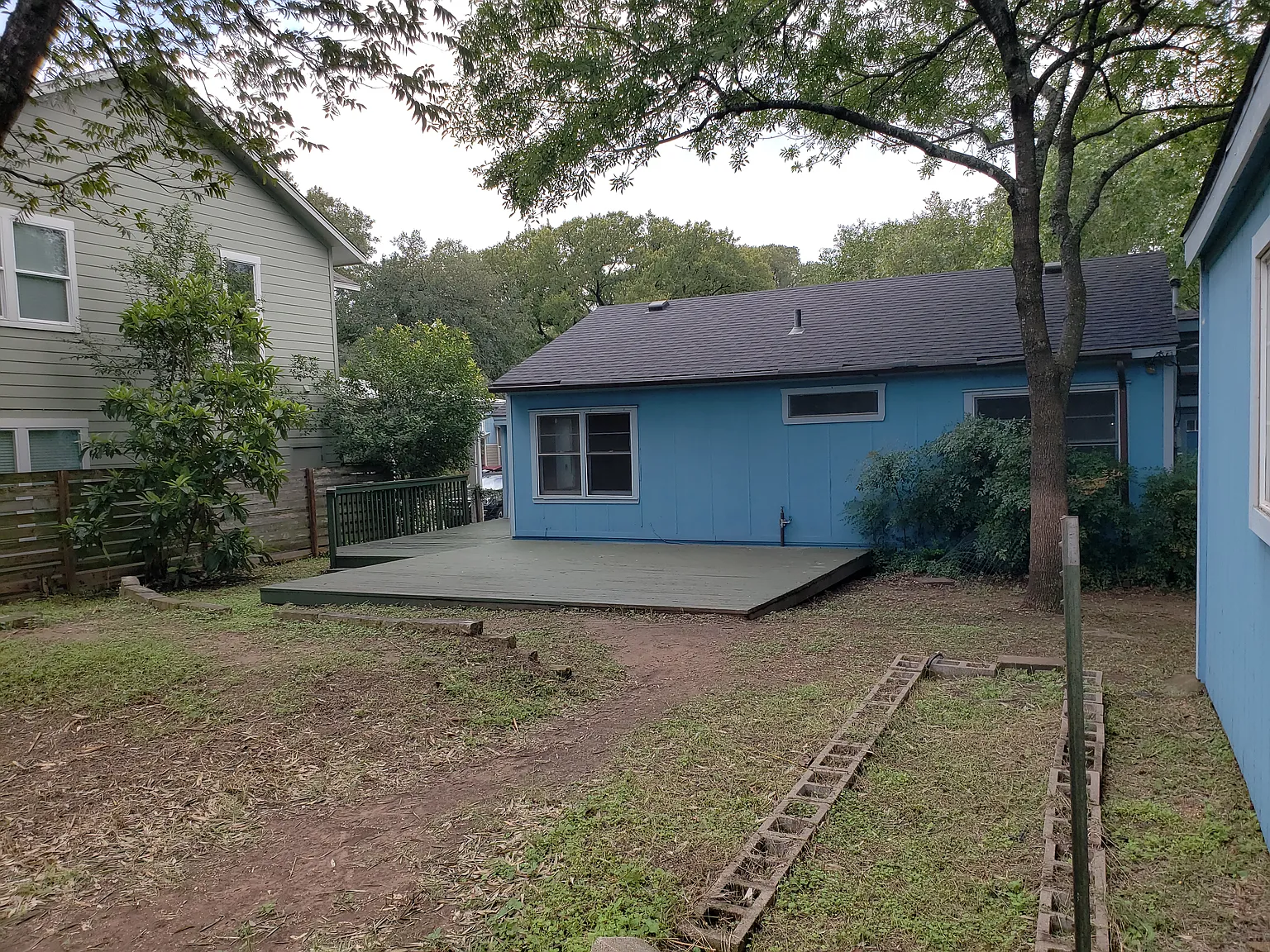 2 bed, 856 sqft, $2,300 — Photo 2