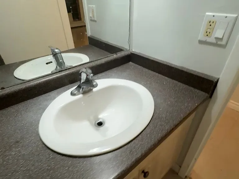24 Harris Ave #112 — Photo 6