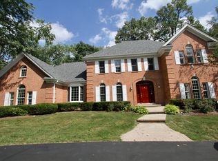 1515 Minthaven Rd, Lake Forest, IL 60045