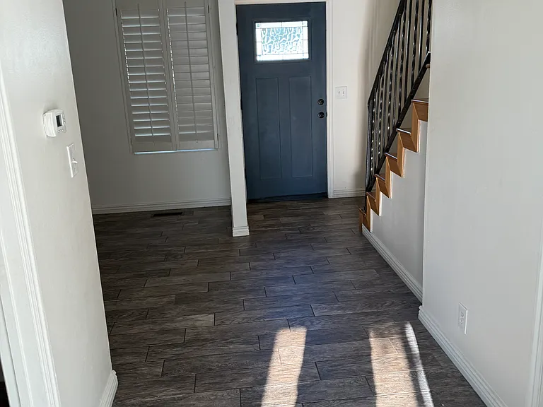 108 E 735 S — Photo 10