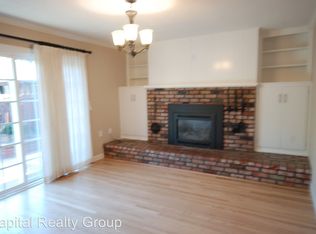 98 Amherst Ave, Menlo Park, CA 94025