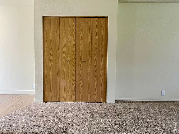 5th image of 1740 & 1758 Bramble Pl #1740/1