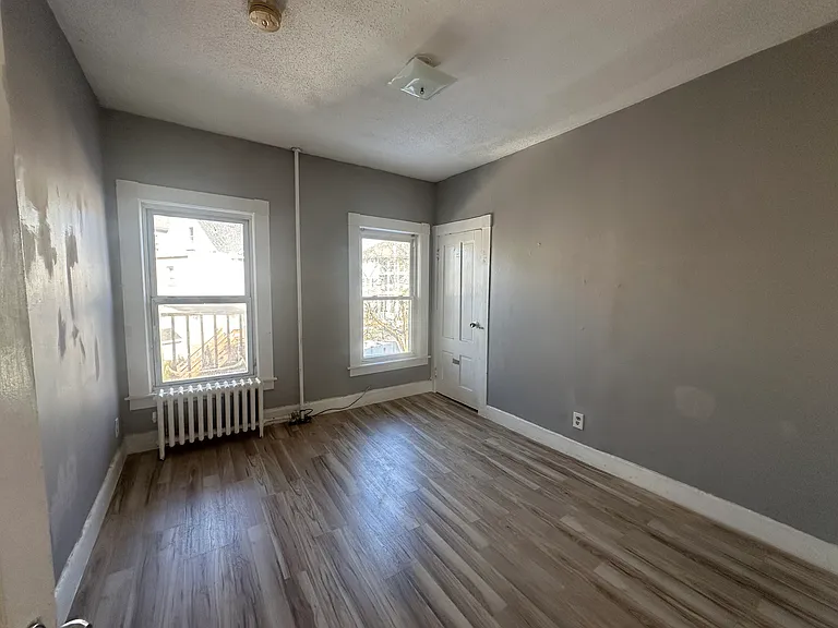 124 Kendall St #2 — Photo 11