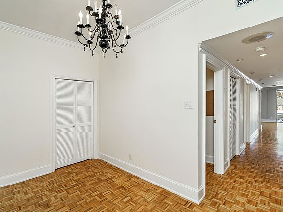 5th image of 1400 Kenesaw Ave APT 23B