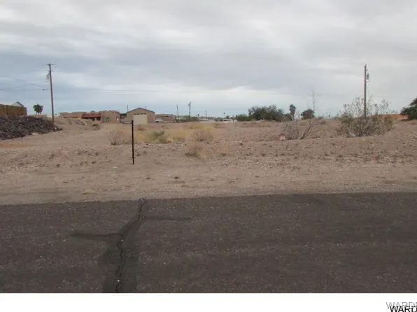 4176 San Mateo Rd, Bullhead City, AZ 86429