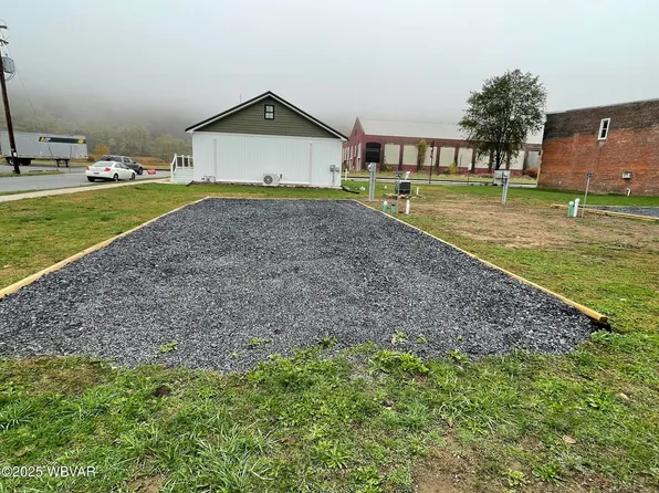 305 Saint Clair Ave, Renovo, PA 17764