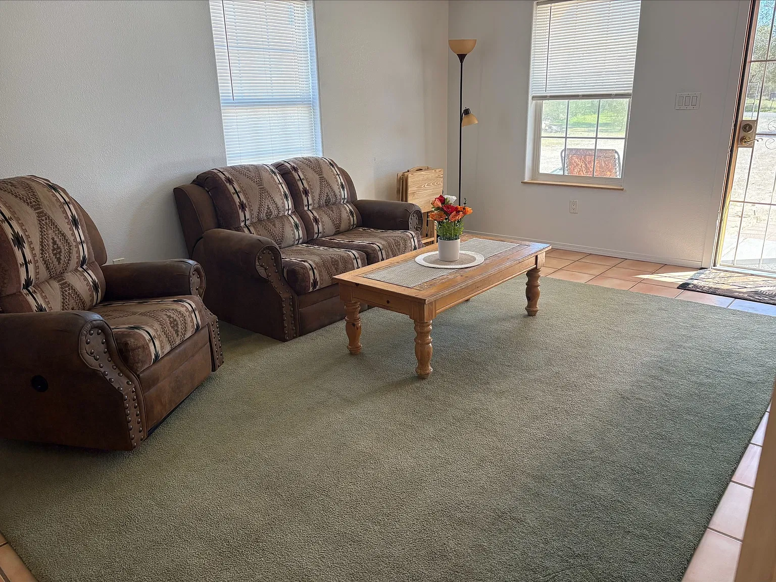 1 bed, 700 sqft, $1,100 — Photo 3
