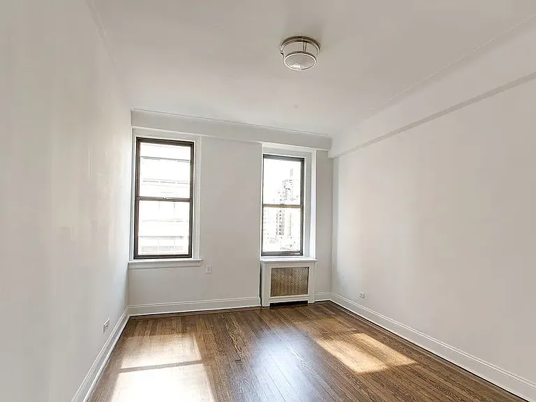 222 W 83rd St #10A — Photo 7