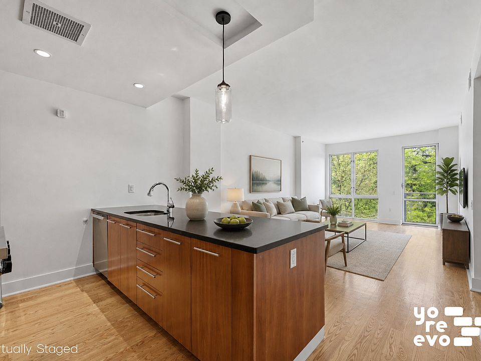 1st image of 415 Leonard St APT 3C