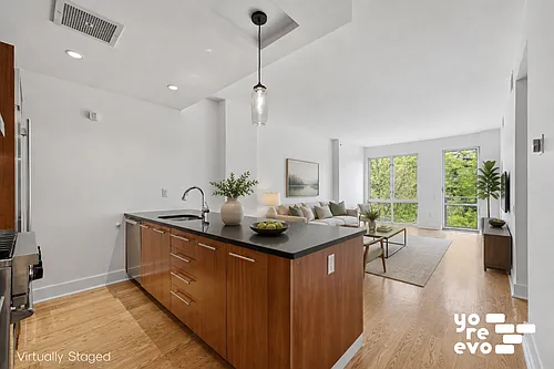 415 Leonard St #3C Photo 1