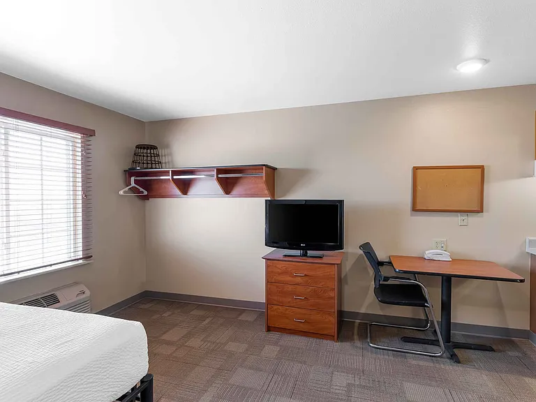 Studio Suite - 1 Queen Bed