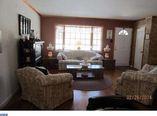 240 Cornwall Cir, Chalfont, PA 18914