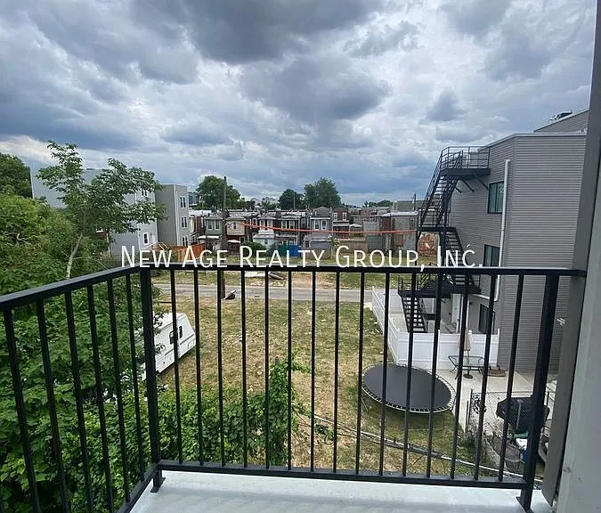 4140 Parrish St #3 — Photo 12