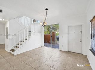 2316 Coral Reef Ct, Fort Lauderdale, FL 33312