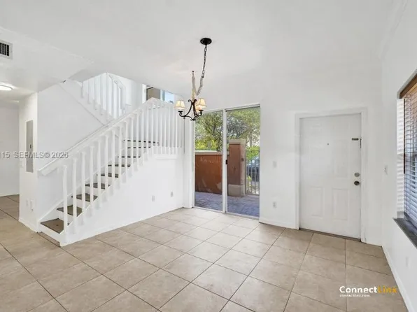 2316 Coral Reef Ct, Fort Lauderdale, FL
