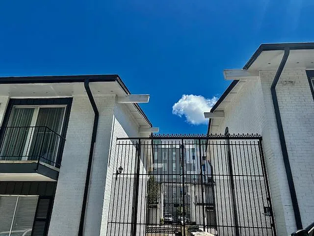 2612 Salado St #109 — Photo 1