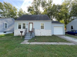 40 Vierling Dr, Saint Louis, MO 63135