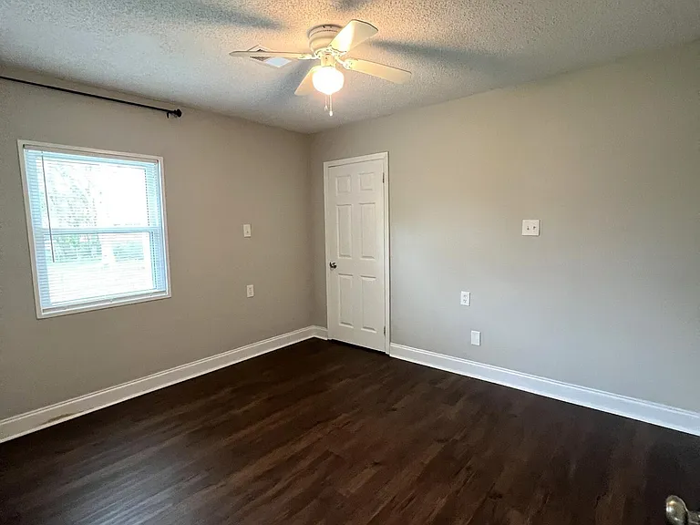 3625 Meadowlark Dr — Photo 7