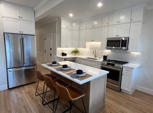 108 Saint Paul St APT 2, Brookline, MA 02446