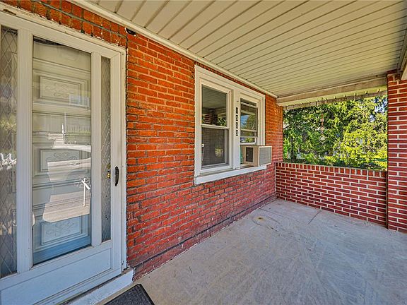 3rd image of 1909 4th St