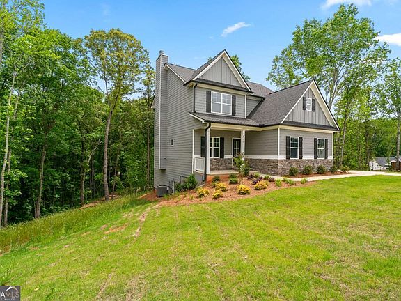 3rd image of 500 Benson Meadows Dr